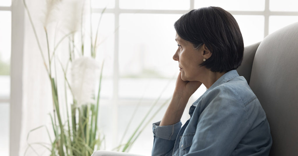 10 Early Warning Symptoms of Dementia You Need To Know, According to the CDC  - Featured image