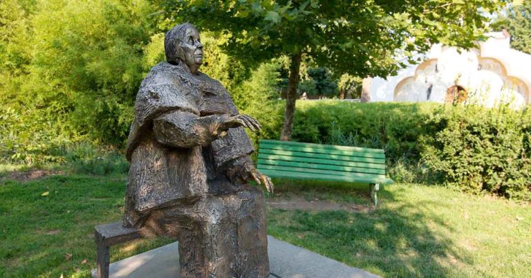 Blind Mystic Baba Vanga Makes Unsettling Predictions for 2025 - Featured image