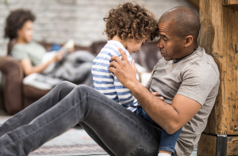 4 Things You Must Do After Yelling at Your Kids - Featured image