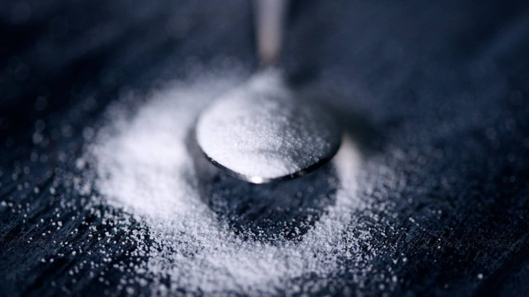Chemical Found in Common Sweetener Damages DNA, Linked to Leaky Gut: Study - Featured image