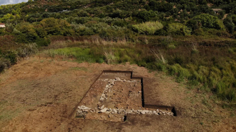 Scientists May Have Discovered the Long Lost Temple of Poseidon - Featured image