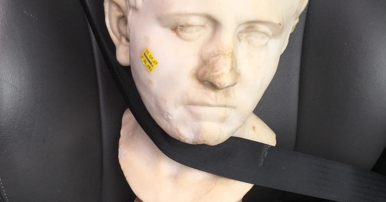 A woman bought a statue for $34.99 at a Goodwill. It turned out to be an ancient Roman artifact - Featured image