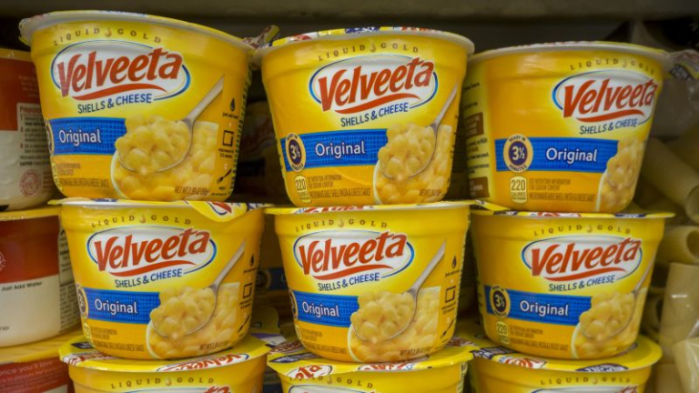 Woman sued Kraft for $5 million, saying Velveeta microwave mac and cheese took longer to make than advertised - Featured image