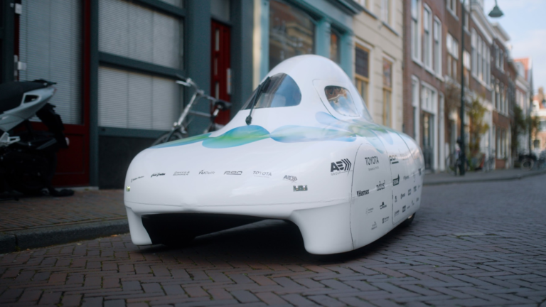 This Small Hydrogen Car Just Broke a World Record for Distance - Featured image