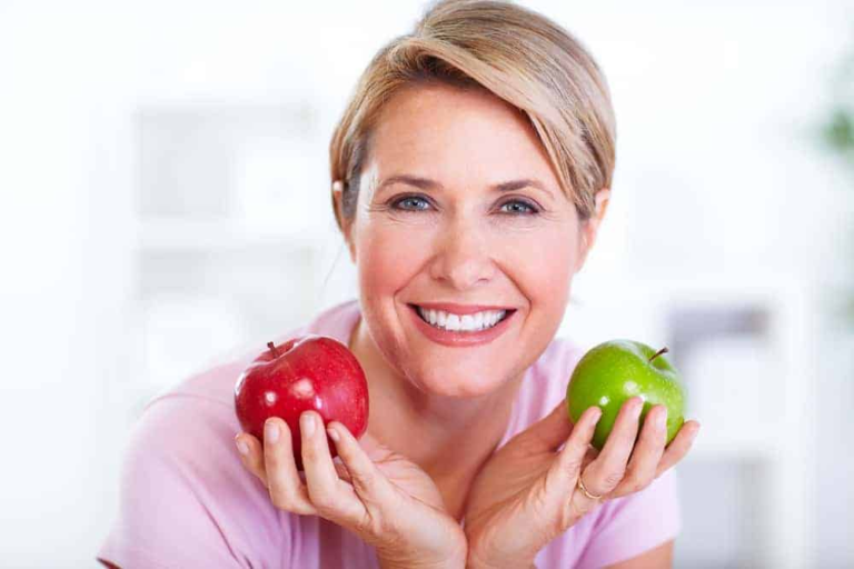 The Best Anti-Aging Foods for Your Skin, Hair, and Nails - Featured image