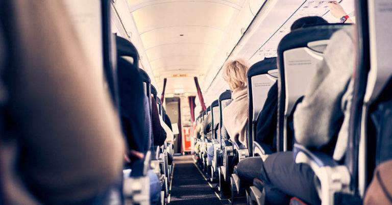 Passenger Overhears Two Soldiers’ Whisper On Airplane, Gets To Flight Attendant As Fast As He Can - Featured image